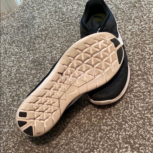 NIKE RUNNING. RUN NATURAL - Picture 4 of 5